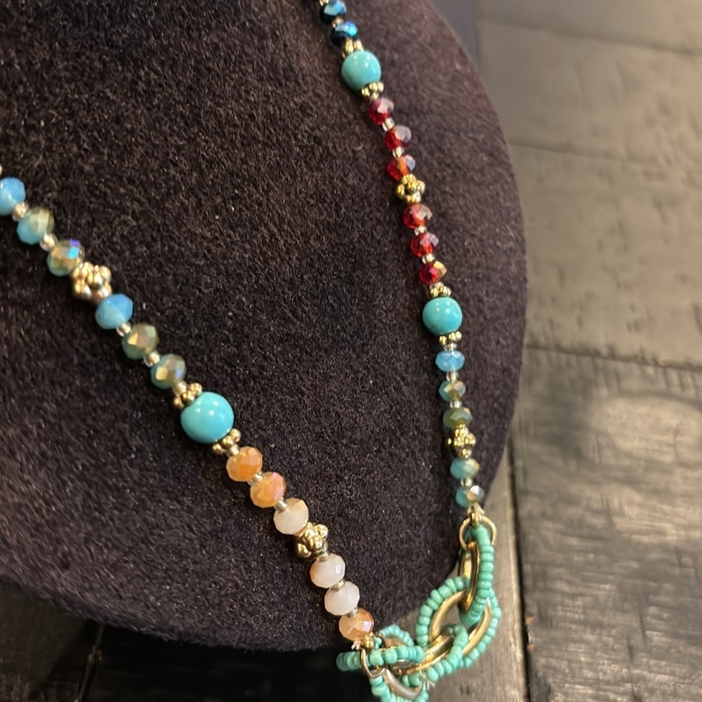 Turquoise Multicolor Iridescent Stretch Beaded Boho Western Necklace - Picture 5 of 7